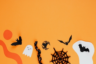 Halloween crafts family activity